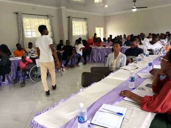 Inclusive workshop with participants including a wheelchair user